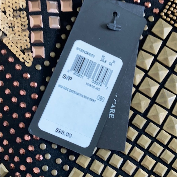 Embellished Guess Mini skirt NWT - Picture 6 of 10